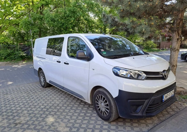 Toyota ProAce cena 100000 przebieg: 49000, rok produkcji 2022 z Warszawa małe 92